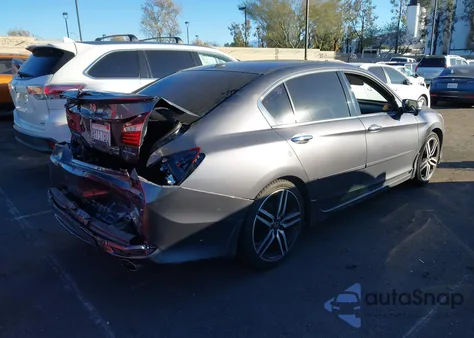 2017 Honda Accord Touring V6 from USA, damaged, VIN 1HGCR3F9XHA017177